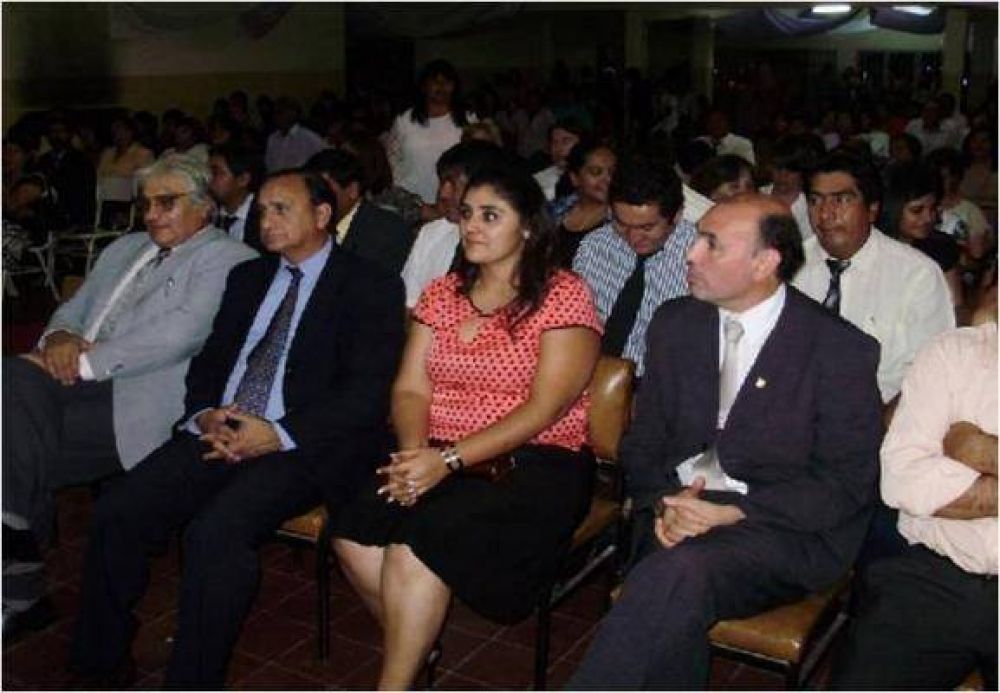 Silencio sugestivo en torno al cierre del Instituto de Estudios Superiores