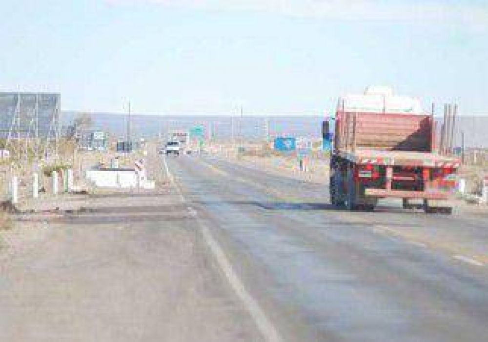 Empiezan la autov�a Plottier-Arroyito 