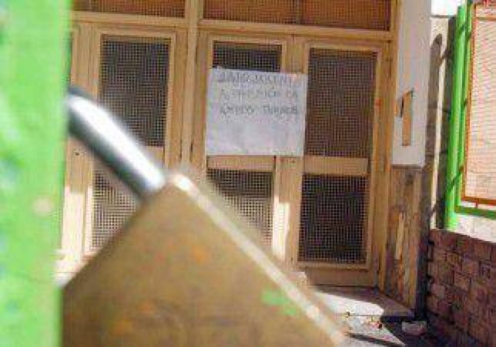 Despu�s de tres a�os, otro ciclo lectivo comienza con paro docente 