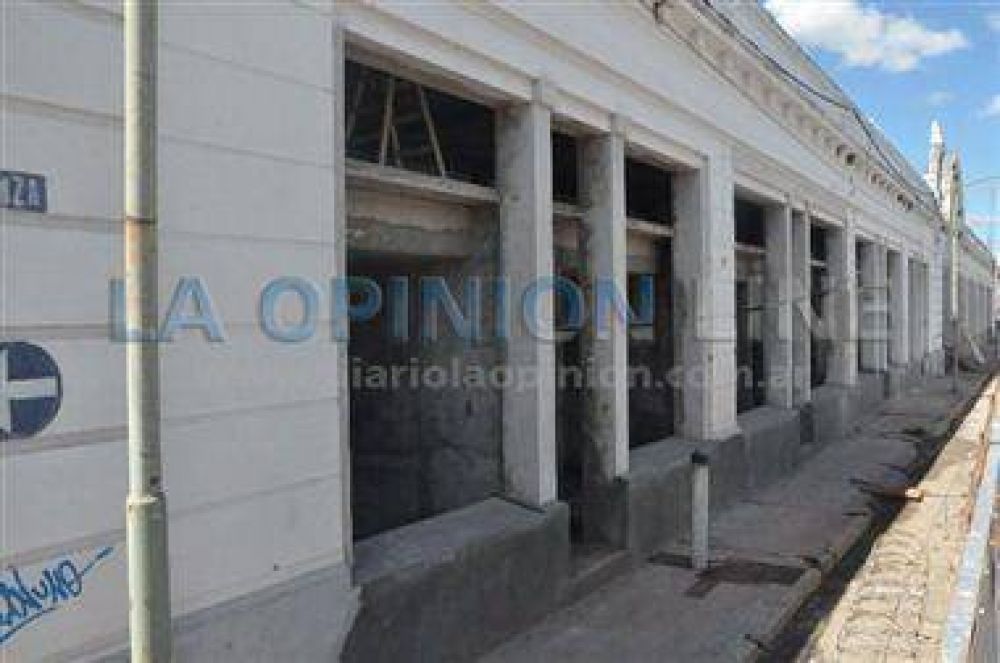 La obra de El Viejo Mercado, al 65 por ciento de avance