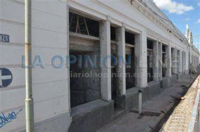 La obra de El Viejo Mercado, al 65 por ciento de avance