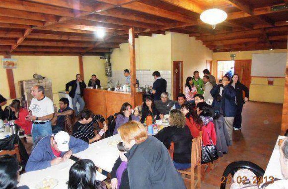 El gremio docente llam� a un paro para hoy y ma�ana