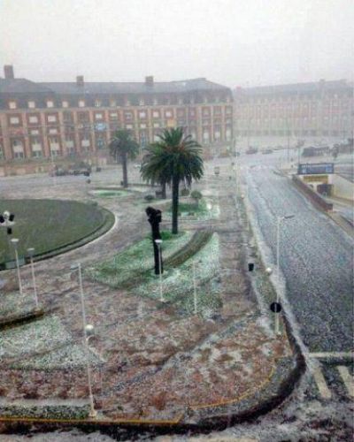 Mar del Plata sufri� la mayor ca�da de granizo de los �ltimos 30 a�os