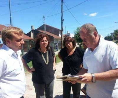 Concejales del FpV recibieron reclamos de vecinos del barrio Villa Primera
