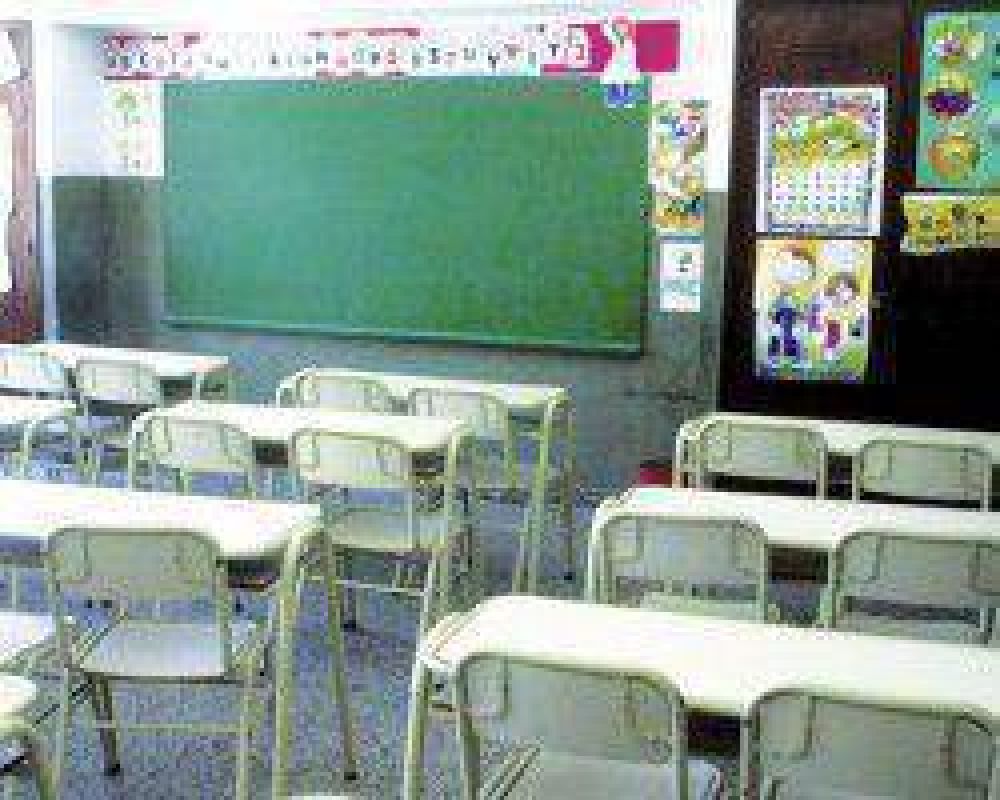 Trunco inicio de clases: docentes cumplir�n con la jornada de paro junto a profesores universitarios