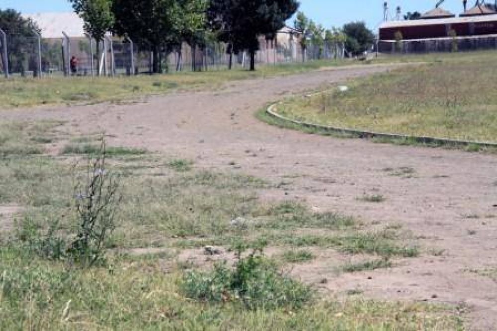 En la pista no corre el mantenimiento