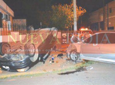 Terrible vuelco en pleno centro no fue tragedia por un milagro