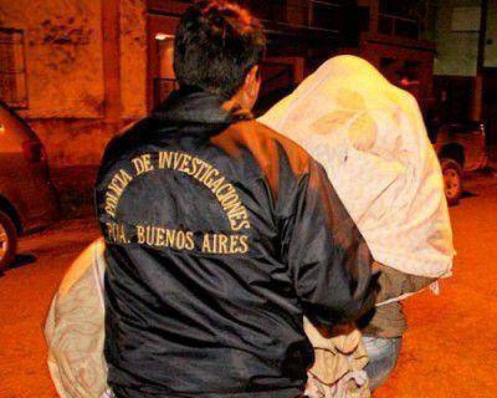 Exoneran a polic�a que fue aprehendido en operativo anti drogas