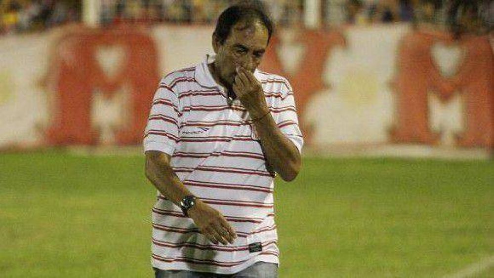 La agenda apretada y los viajes complicar�an al �Santo�