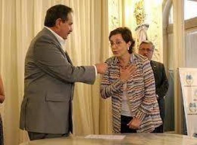 Mirkin volvi� a Diputados para apoyar el proyecto oficial de acuerdo con Ir�n