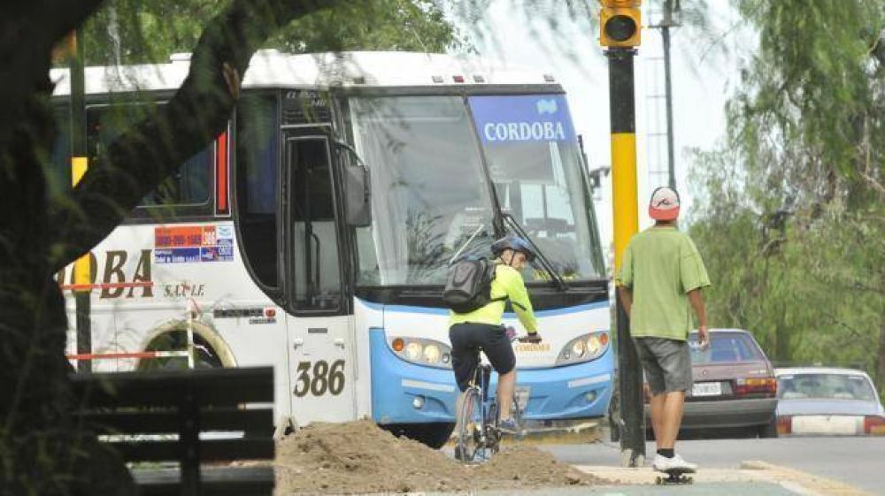 Bicisenda nueva, bicisenda bloqueada