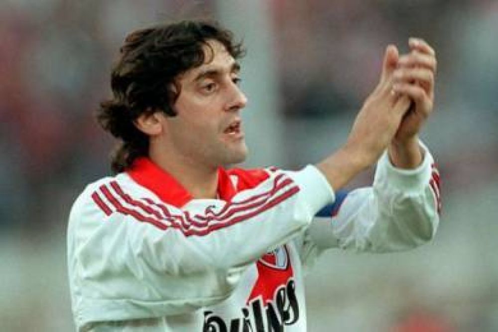 Enzo Francescoli visita hoy la ciudad
