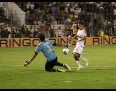 San Mart�n y Newell's empataron y el Verde cay� en zona de descenso
