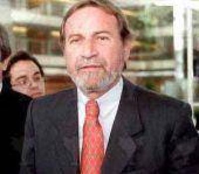 "La historia habr� de juzgar sus acciones con la misma palabra que �l utiliza: aberraci�n", dijo Balestrini