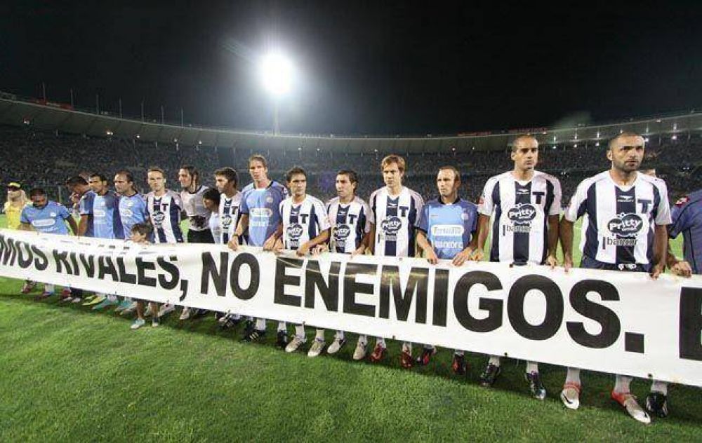 Oscar Gonz�lez: "Queremos que la familia vaya a la cancha"