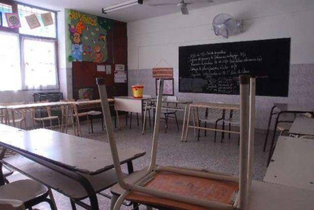 Hubo un acatamiento dispar al paro docente en Punilla