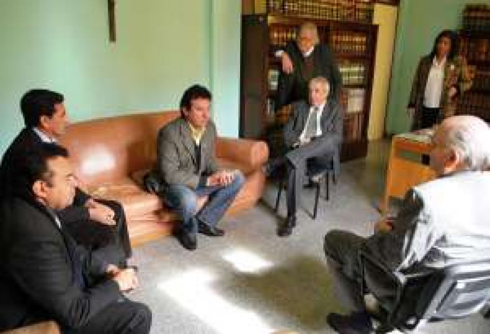 J�chal: limpieza judicial por mal funcionamiento