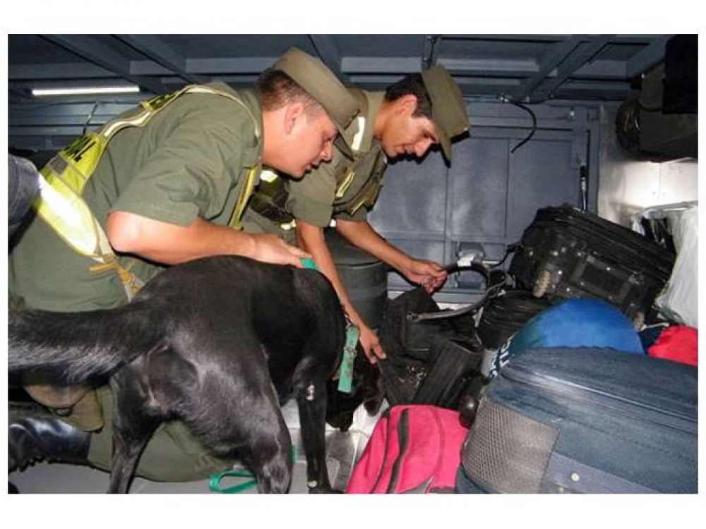 Dos detenidos por llevar coca�na de Buenos Aires a Gualeguaych�