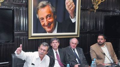 Piden la indagatoria de Abal Medina por irregularidades en Tecn�polis