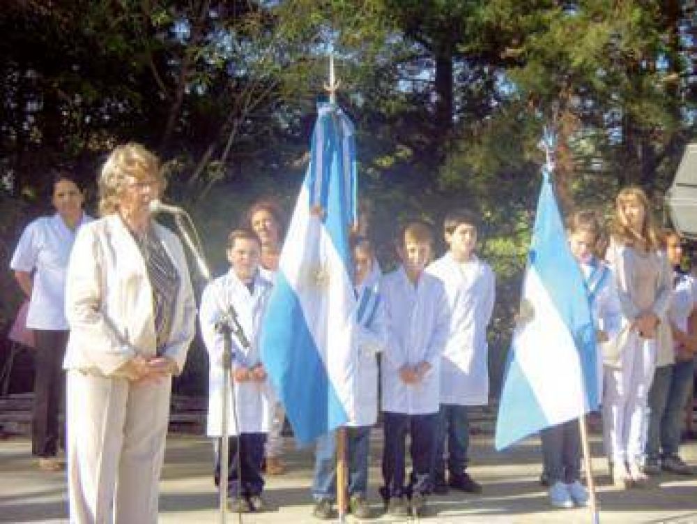 Se inaugur� el ciclo escolar 2013