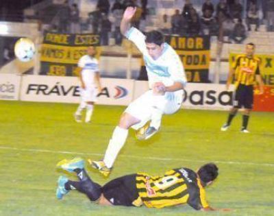Gimnasia logr� un gran triunfo para seguir so�ando