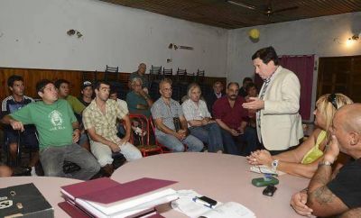 El intendente visit� la instituci�n fomentista que volvi� a manos de sus socios