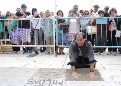 Julio Ch�vez coloc� sus manos en la "Vereda de las Estrellas"