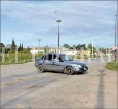 Est� en mal estado el cruce ferroviario de la Ruta 19