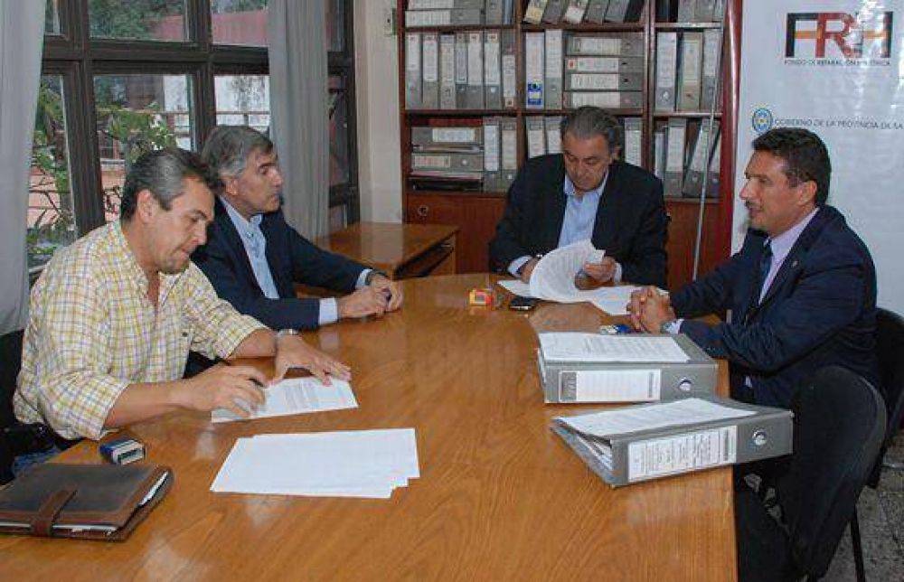Por medio del FRH se construir� una escuela y un puesto de control en el norte provincial