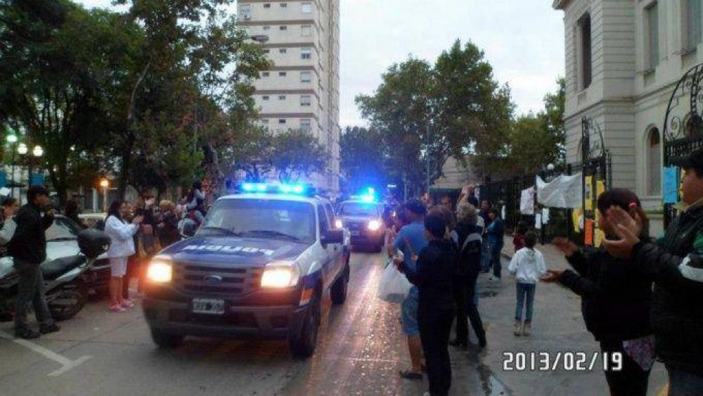Ma�ana arribar�an m�s efectivos policiales y cinco m�viles