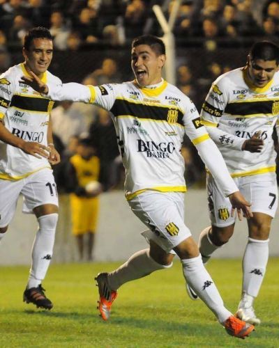 Triunfo clave de Olimpo frente al Lobo juje�o