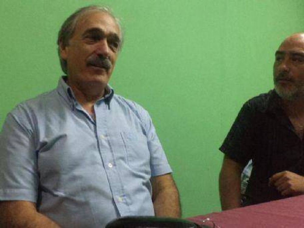 Ricardo Cuccovillo visit� Berisso: �El FAP es lo �nico que naci� en la Argentina en estos �ltimos a�os�