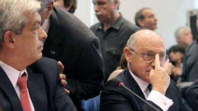 Timerman se fue del Congreso dejando preguntas sin responder y la UCR se retir� en protesta