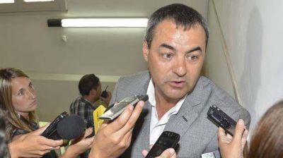 Tcharian cuestion� a un gremio de la SCPL
