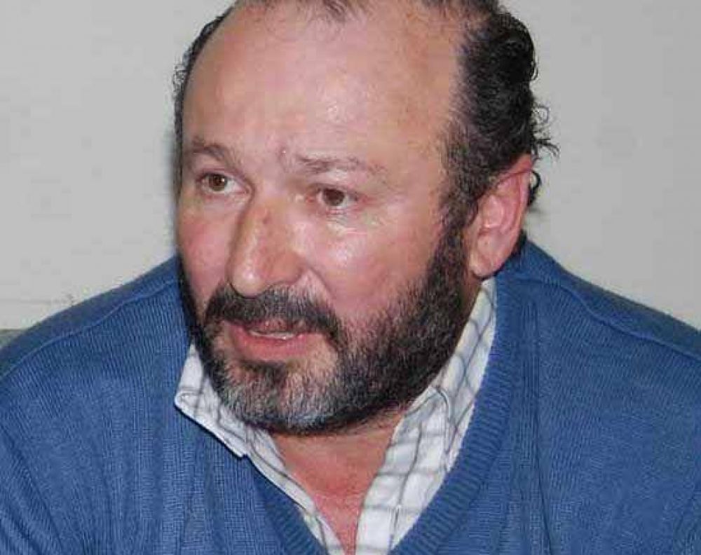 Kroneberger pidi� la construcci�n de una rotonda en Larroud�