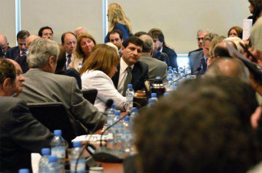 Mongel�: �La oposici�n trat� de meter en la discusi�n todo tipo de argumentos descabellados�