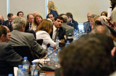 Mongel�: �La oposici�n trat� de meter en la discusi�n todo tipo de argumentos descabellados�