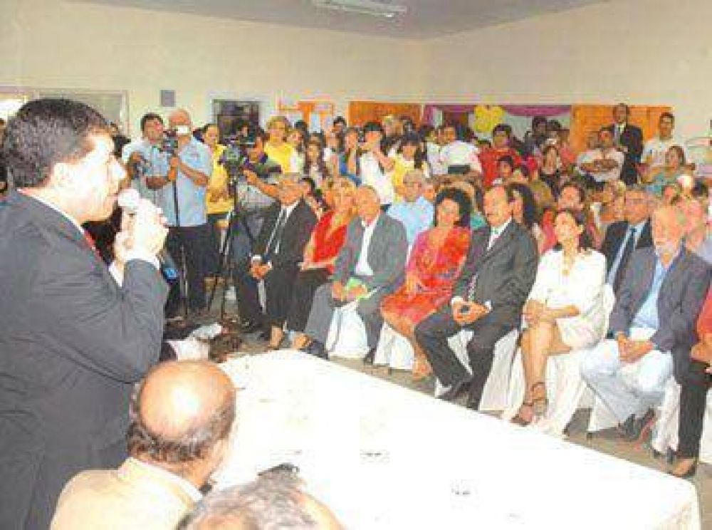 Inauguraron en el barrio Luis Vernet el ciclo del nivel inicial