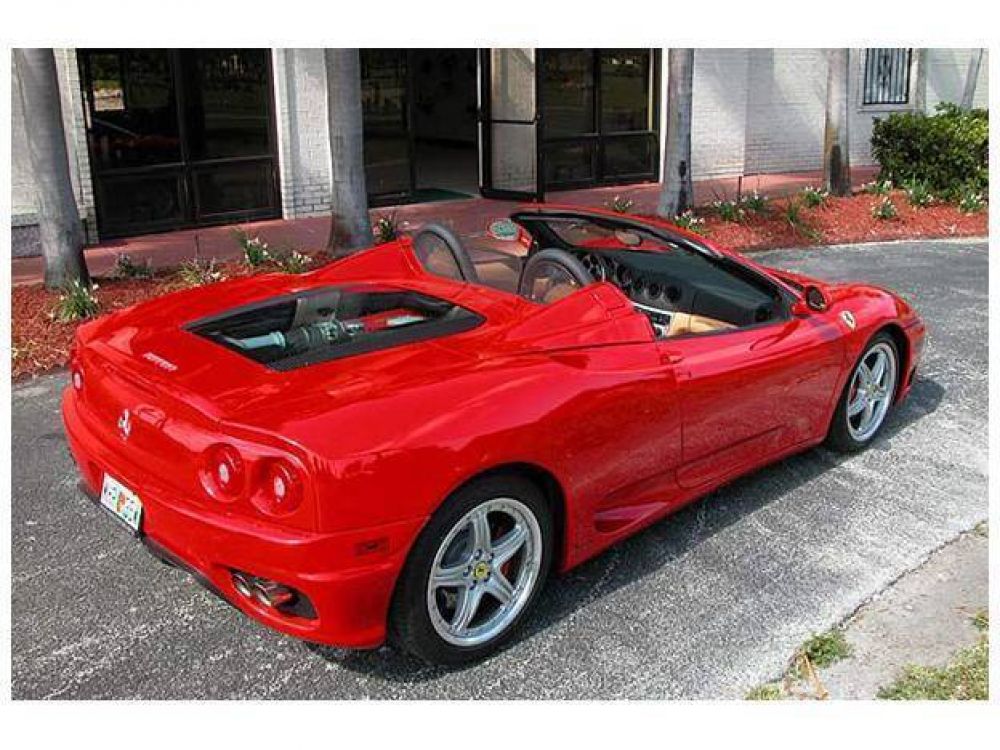 La Aduana denunci� a un paranaense por el ingreso ilegal de una Ferrari