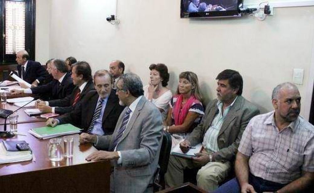 �Firm� el convenio pero desconoc�a de qu� trataba?