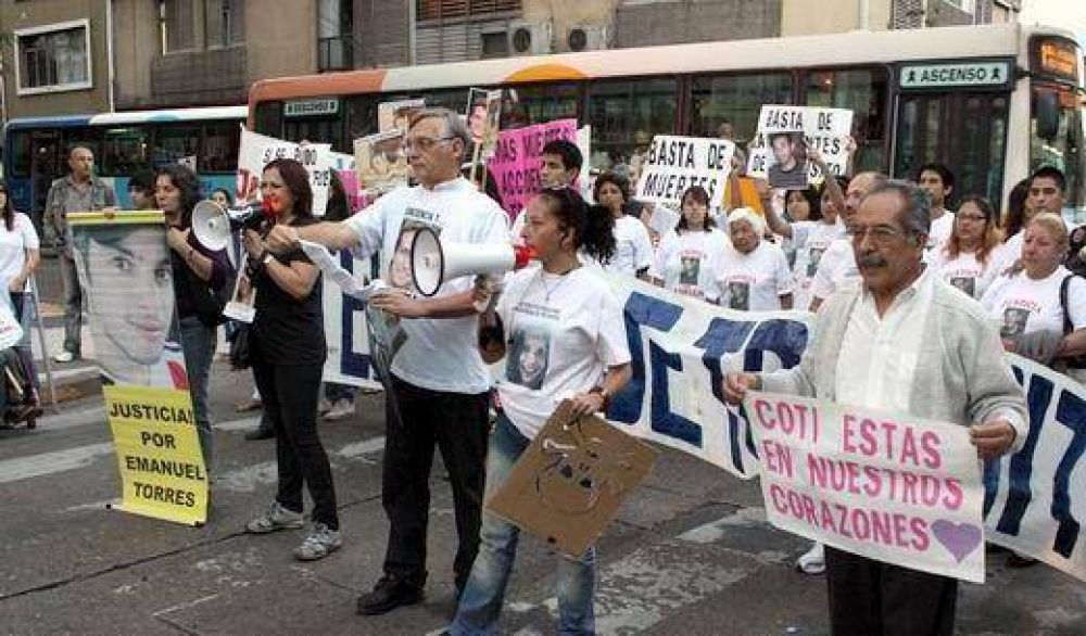 Familiares de v�ctimas del tr�nsito marcharon por justicia