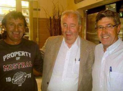 Dirigentes decanos se reunieron con Julio Grondona