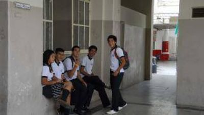 Sindicatos docentes insistieron en la necesidad de una recomposici�n salarial