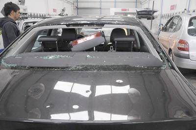 Los talleres no dan abasto para reparar los automviles daados
