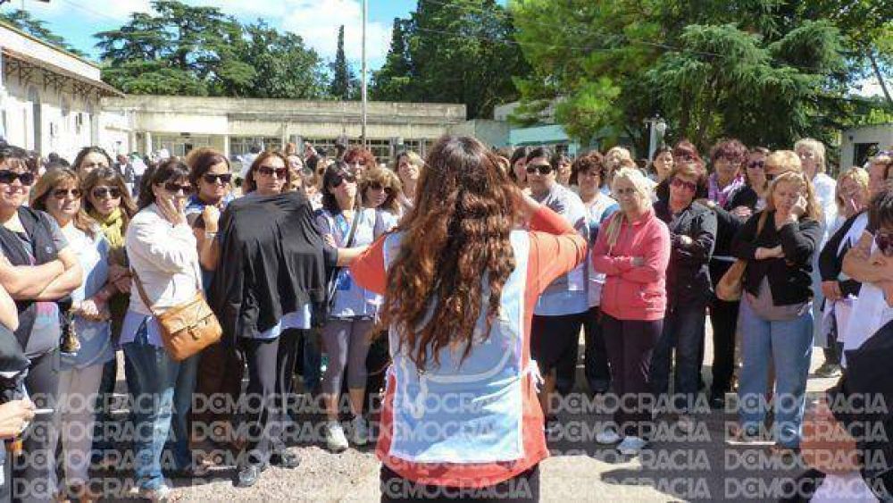 Hubo un alto acatamiento al paro de los docentes estatales y privados en Jun�n