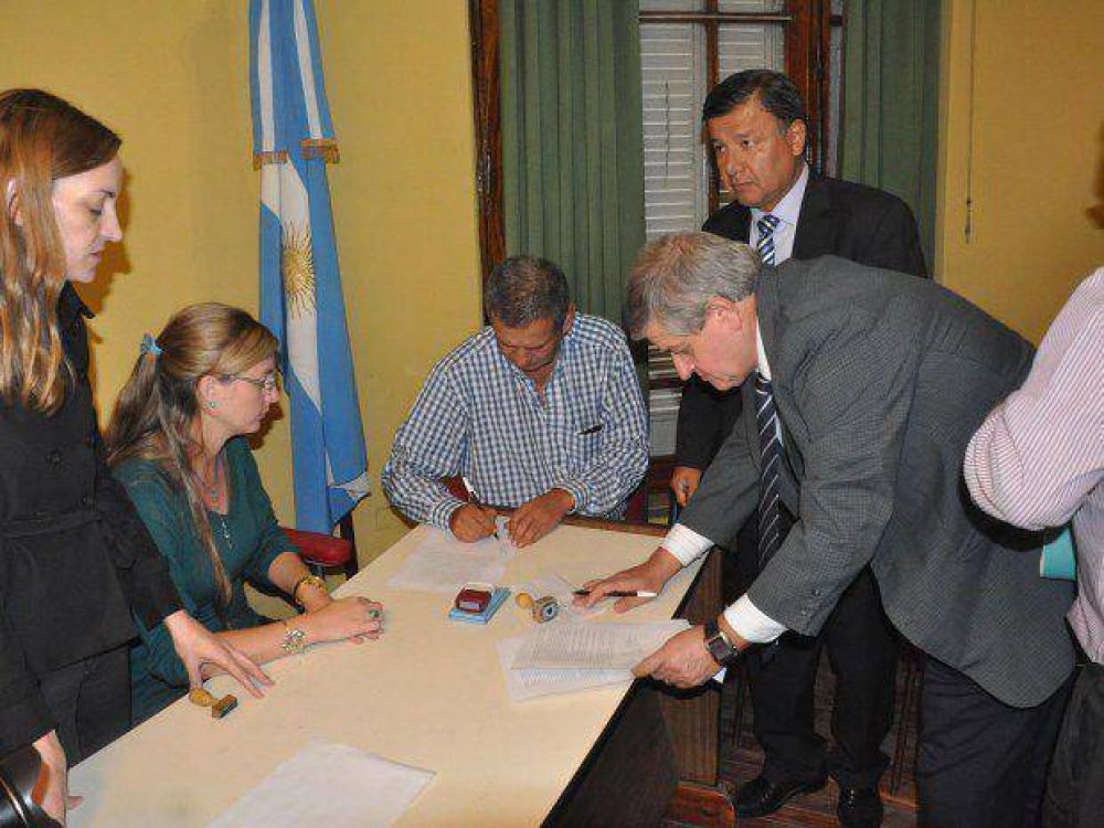 Los cesanteados fueron reincorporados al trabajo