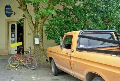 Asalto, golpes y tiros en Vicente Casares