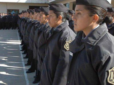 Aspirantes piden acelerar su ingreso a la planta policial