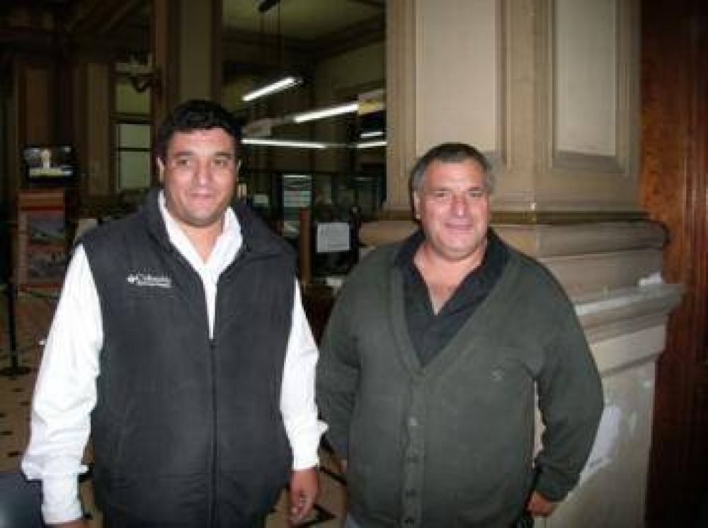 El STMTA y el Ejecutivo firmaron acta acuerdo por escalafones