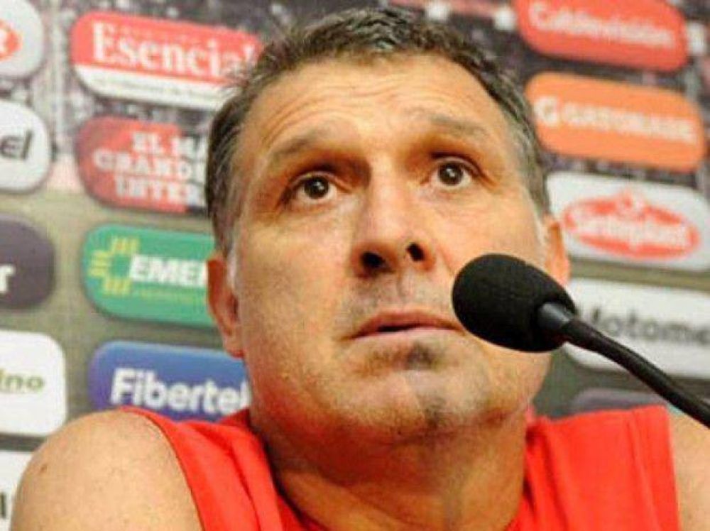Martino dijo que espera m�s de Newell's: "Hubo un retroceso"